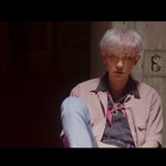 [EXO] 난 <b>박찬열</b> 뒤에 멍멍이 두마리가 젤 궁금함