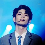 [워너원] 이런 선배 있으면 <b>무릎</b>꿇고 할렐루야 섹시