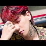 [EXO] ㅅㅂ 나 지금 퍼뜩하고 떠올랐는데