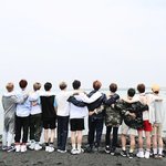 [골든차일드] <b>동현</b>이다리있잖아