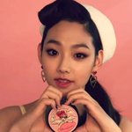 [랑콤쿠션] 구구단 <b>미나</b>가 들고있는 존예 쿠션 써보신 분?!??