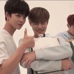 [워너원] 이 <b>자리</b> ㄷ갠찬<b>니</b>????
