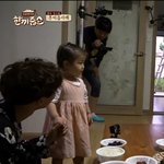 [EXO] <b>애기</b>가 <b>애기</b>를 이뻐하는