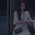 어반자카파 '모아이'를 더 돋이게 해준 여자주인공.gif