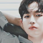 [워너원] 리포트 쓰던 <b>도중</b> 옆을 잠깐 봤는데