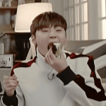 [황민현] <b>미녀</b>니 요즘 넘 살빠졌어ㅠ