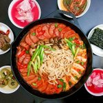 요리를 사랑하는 두 아이의 엄마