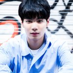 [뉴이스트] 쳐다보지마 내 그녀가 닳는단<b>말</b>야