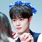 천사 <b>엘프</b> 요정 여기중 하나는 속하는듯