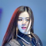 어떤 스타일이든 리즈 찍는 <b>여</b><b>돌</b>