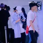 [시우민] 시우민 오사카로 가는중