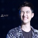 [EXO] 됴줌들 예전 사진 부여잡고 ㅋ <b>역변</b>이 너무 심해서 ㅎ