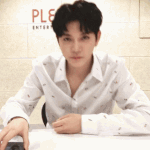 [뉴이스트] 밍기 <b>가위</b>앱 하트하러 가자