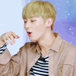[뉴이스트] 난 미녀니 <b>손짓</b>보고 입덕함