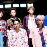 [EXO] 이거 꼭 애들 <b>전쟁</b>나가기전 단체사진 찍는 느낌임