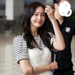 윤아 최근 모습