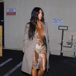 <b>투명</b> 원피스입은 킴카다시안ㅂㄷㅂㄷ