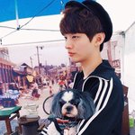 [워너원] 윤지성 셀카<b>장인</b>아님?