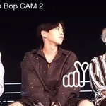 [시우민] 시우민이 앉은 포즈를 봐줘ㅠㅠㅠ