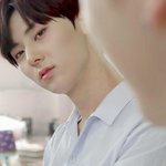 [황민현] 홀리는 <b>민현</b>이