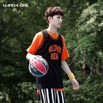 [워너원] 이제봤는데 관린이 <b>무릎</b>에 멍들었네