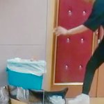 [임영민] 쓰레기 정리하고 다니는 영민이