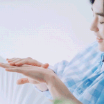 [시우민] 시우민 네이처<b>cf</b>을 SK2로 만들어버리는ㅋㅋㅋ