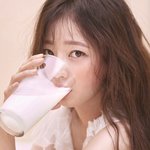 사랑스러운 송하윤 최근 아레나 화보, 러블리해!