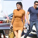 [댓글부탁해] 카일리<b>제너</b>몸매 추반