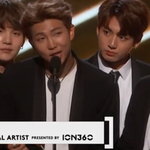 [방탄소년단] 남준이 인터뷰할때 <b>버릇</b>(이마)