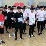 [워너원] 다니엘 진짜 자기 <b>어깨부심</b> 오졐ㅋㅋㅋㅋ