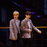 [워너원] 대휘가 깔창 <b>vs</b> 진영이가 깔창