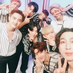 [시우민] <b>슬리피</b>님 인스타에 멤버들과 시우민