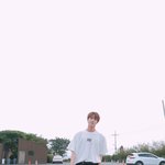[방탄소년단] <b>석진이</b> 짹 올라왔다 ㄷㄷ 거의모델 ㅠ