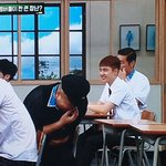 [EXO] <b>아행</b> 재방 또 보고 있음
