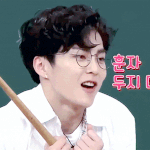 와..엑소 지금 입덕하면 뒷북이지..그치..?