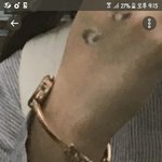 [댓글부탁해] 이 <b>시계</b> 디자인이랑 비슷한 거 아는 사람