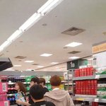 [워너원] 지훈아 손에 뭘 들고 있는 거야