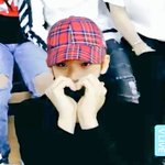 [워너원] 뿌옙  하트500개누르고왔어..