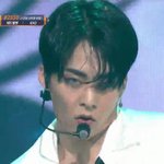 [시우민] 엠카 시우민(카메라<b>감독들</b>은 반성하라!!)