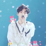 [시우민] 시우민 <b>옆</b>에붙어서 하트뿅뿅하는 애들