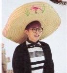 [시우민] 시우민 이상한 모자쓰고 넘 좋아해ㅋㅋㅋㅋㅋㅋㅋ