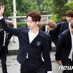[워너원] 판린이 오늘은 <b>회장</b>님 컨셉인듯??ㅋㅋㅋ