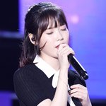 [아이유] 직캠보고있는데