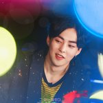 [EXO] 그로 얼굴보게 하려면 <b>폰화면</b>의 10배는 커야함;