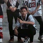 [워너원] 우진아..내가 네 학교<b>책상</b>에 쪽지넣은거...