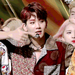 [EXO] 인가 1위 ㅊㅊㅊ백현이 <b>조녜</b>