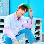 [워너원] ㅜㅜㅜㅜ코디 진짜 <b>90</b>년대인줄..