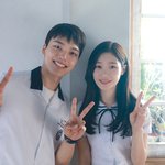 요즘은 <b>이라인</b>이 대세!! 대표 청순라인 정채연 - 이연희