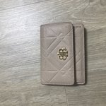 이거 <b>정품</b>인지 아는분